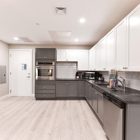 Global Luxury Suites At Longwood 브루클라인 객실 사진