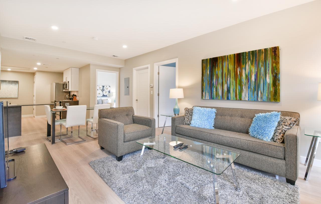 Global Luxury Suites At Longwood 브루클라인 외부 사진