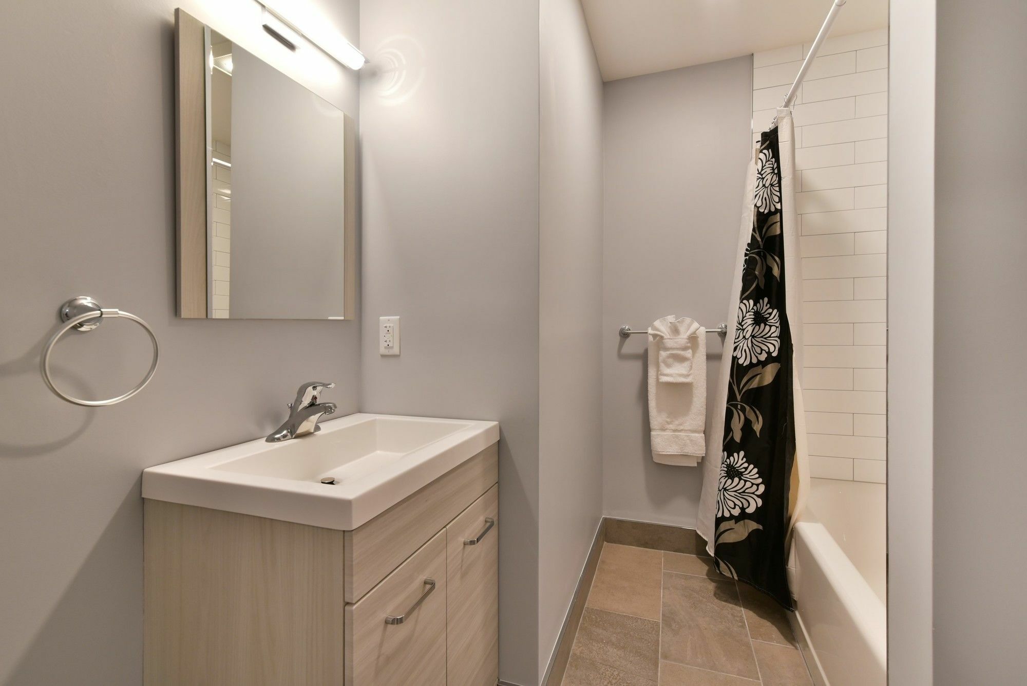 Global Luxury Suites At Longwood 브루클라인 외부 사진